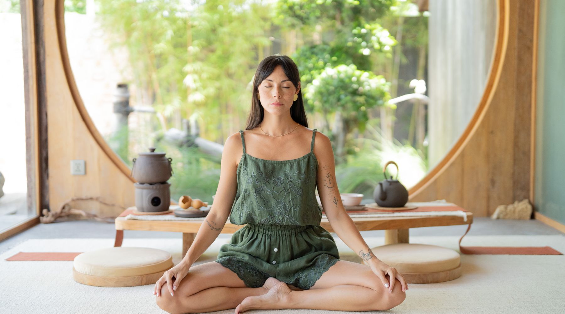 Feel The Golden Flow Of Opportunity with Jupiter Conjunct Uranus