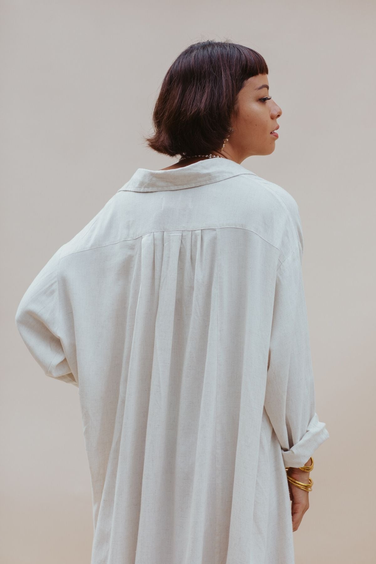 Kundalini Gown Short (Off White, Linen / Rayon Blend) (W)