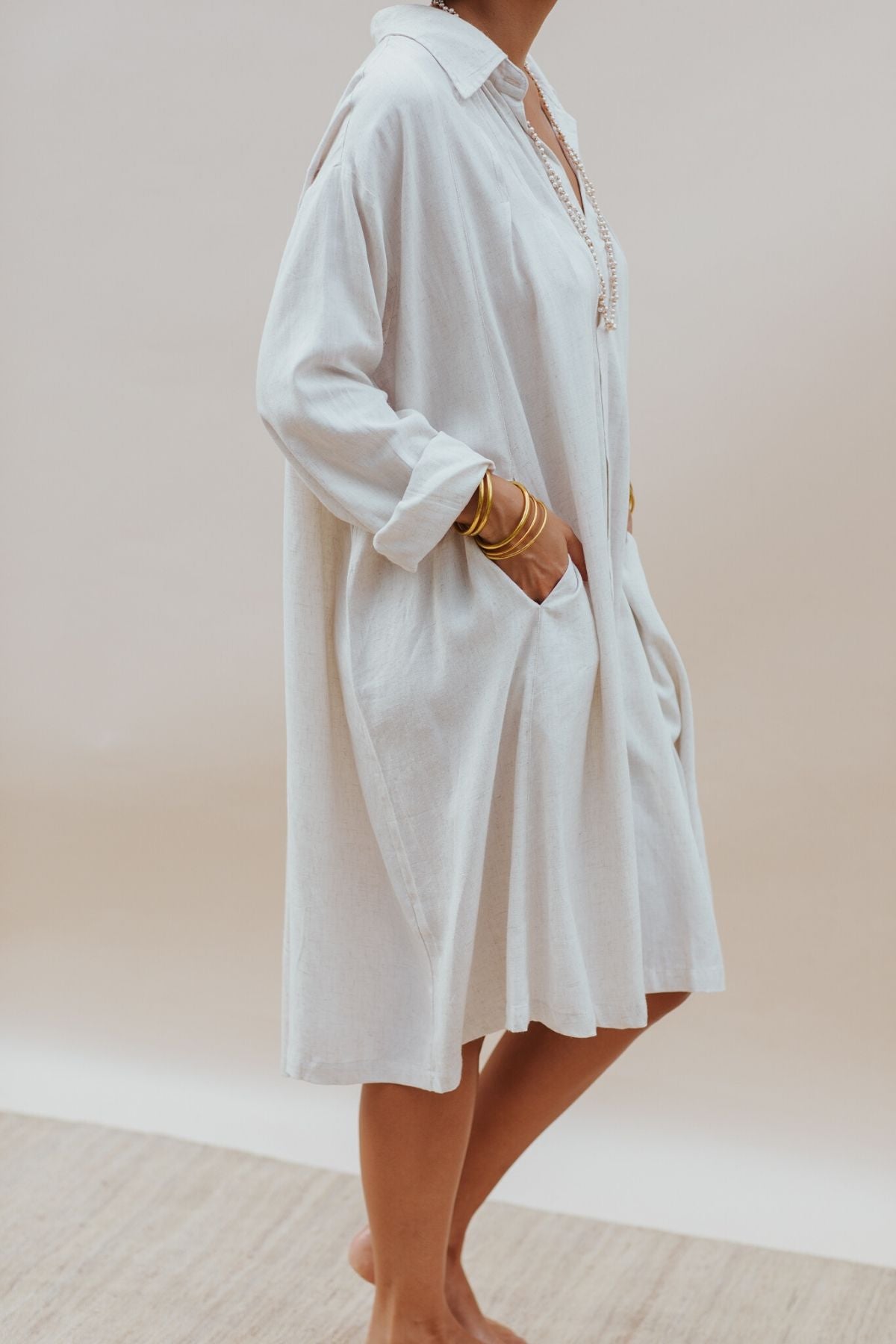 Kundalini Gown Short (Off White, Linen / Rayon Blend) (W)