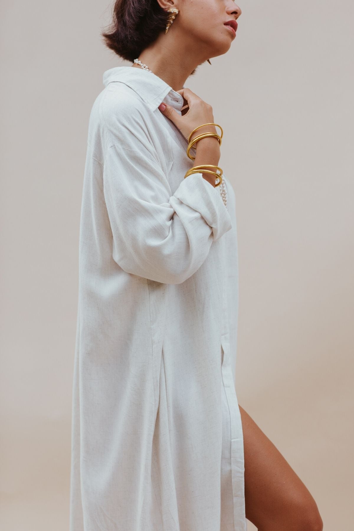 Kundalini Gown Short (Off White, Linen / Rayon Blend) (W)