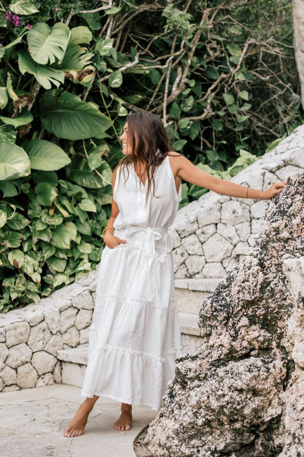 Close fabric detail of the La Dama Linen, Off-White by Myrah Penaloza in linen, handcrafted in Bali by artisan families.