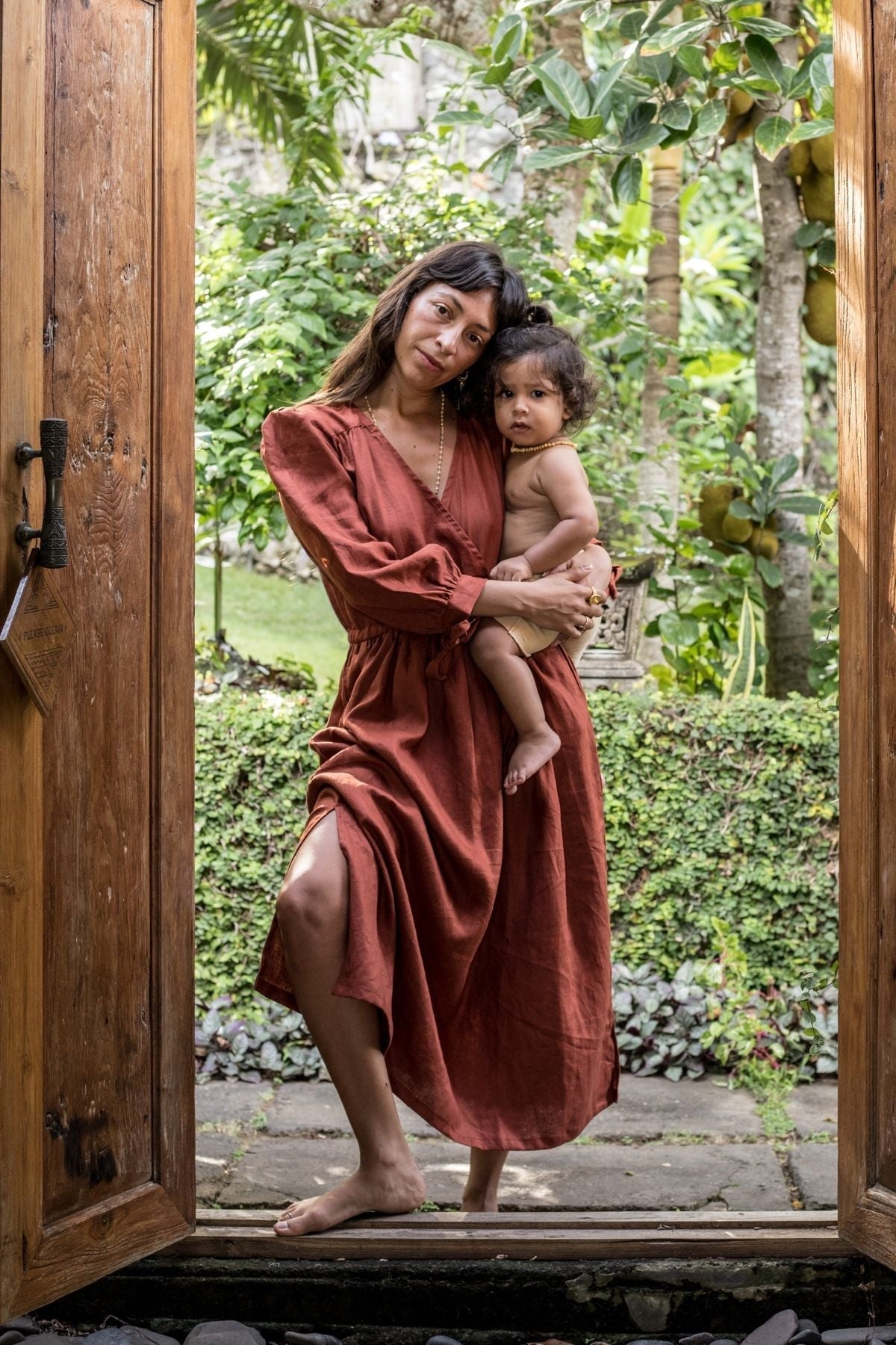 Valentina Dress (100% Linen - Available in Multiple Colors) (W)