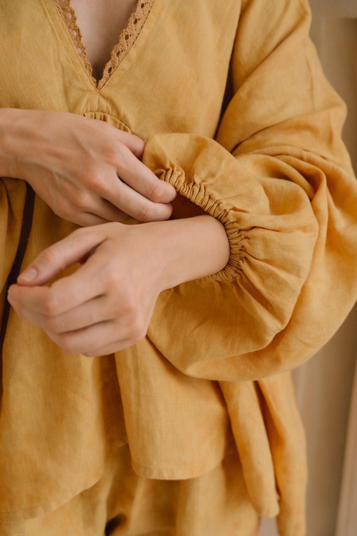 Eva Linen Set Lace Edition