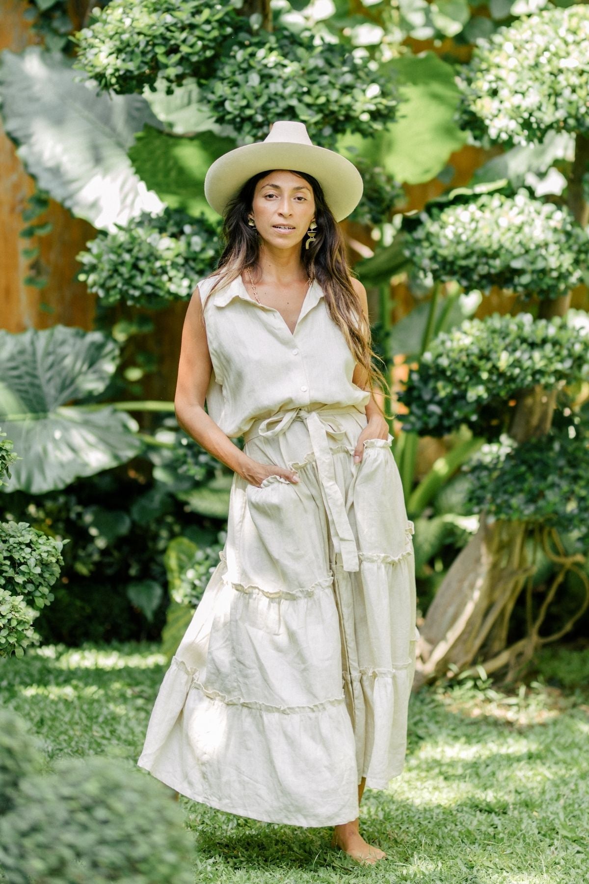 La Dama sleeveless collar gown by Myrah Penaloza in 100% linen, Moonlight. Handcrafted in Bali.