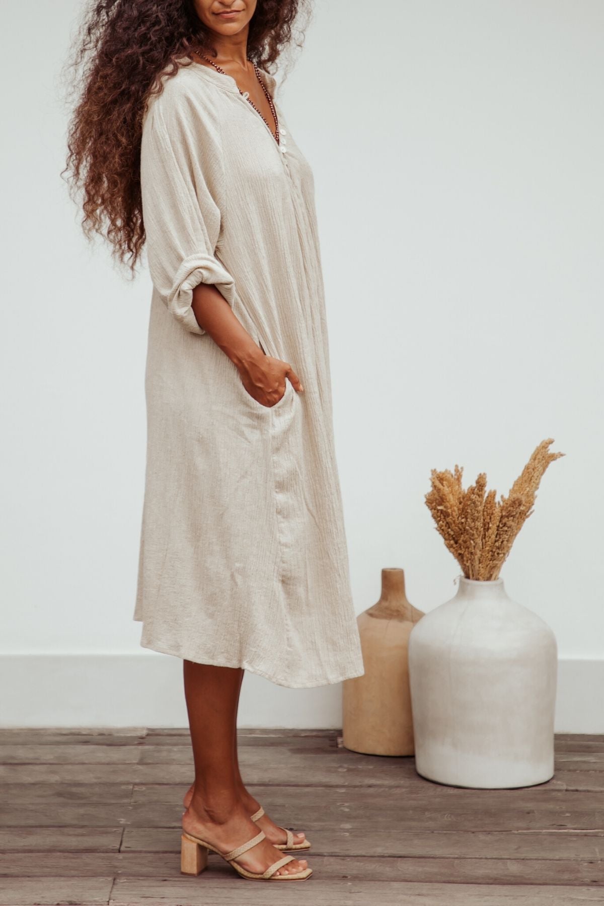 FRIDA Gown Short (100% Crinkle Linen Cotton, Light Flax) WI