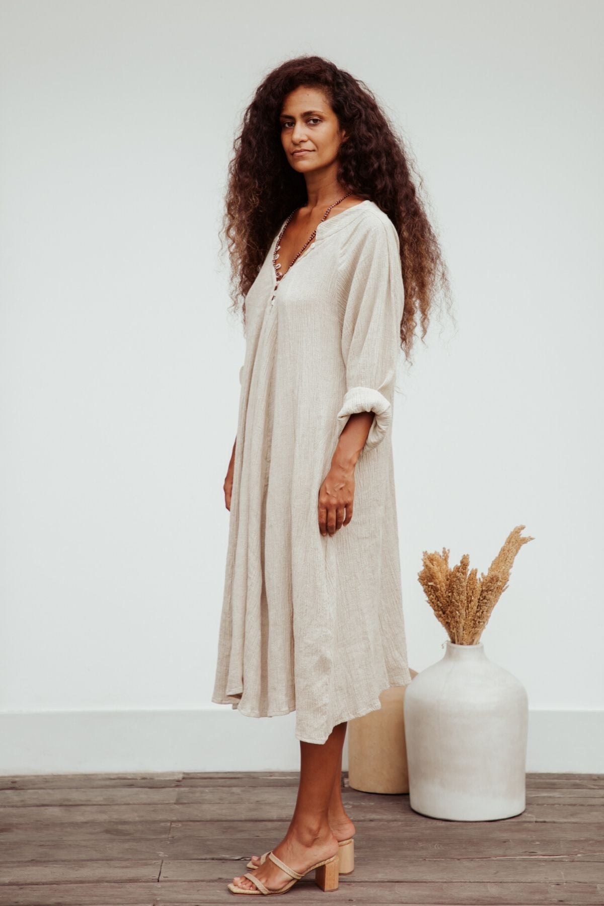 FRIDA Gown Short (100% Crinkle Linen Cotton, Light Flax) WI